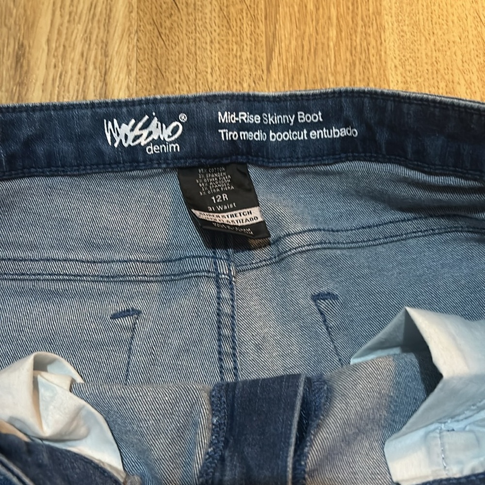 Mossimo & Guess Women's Blue and Dark Mid Rise Skinny & Boot Jean Set Waist 31 - Picture 7 of 15